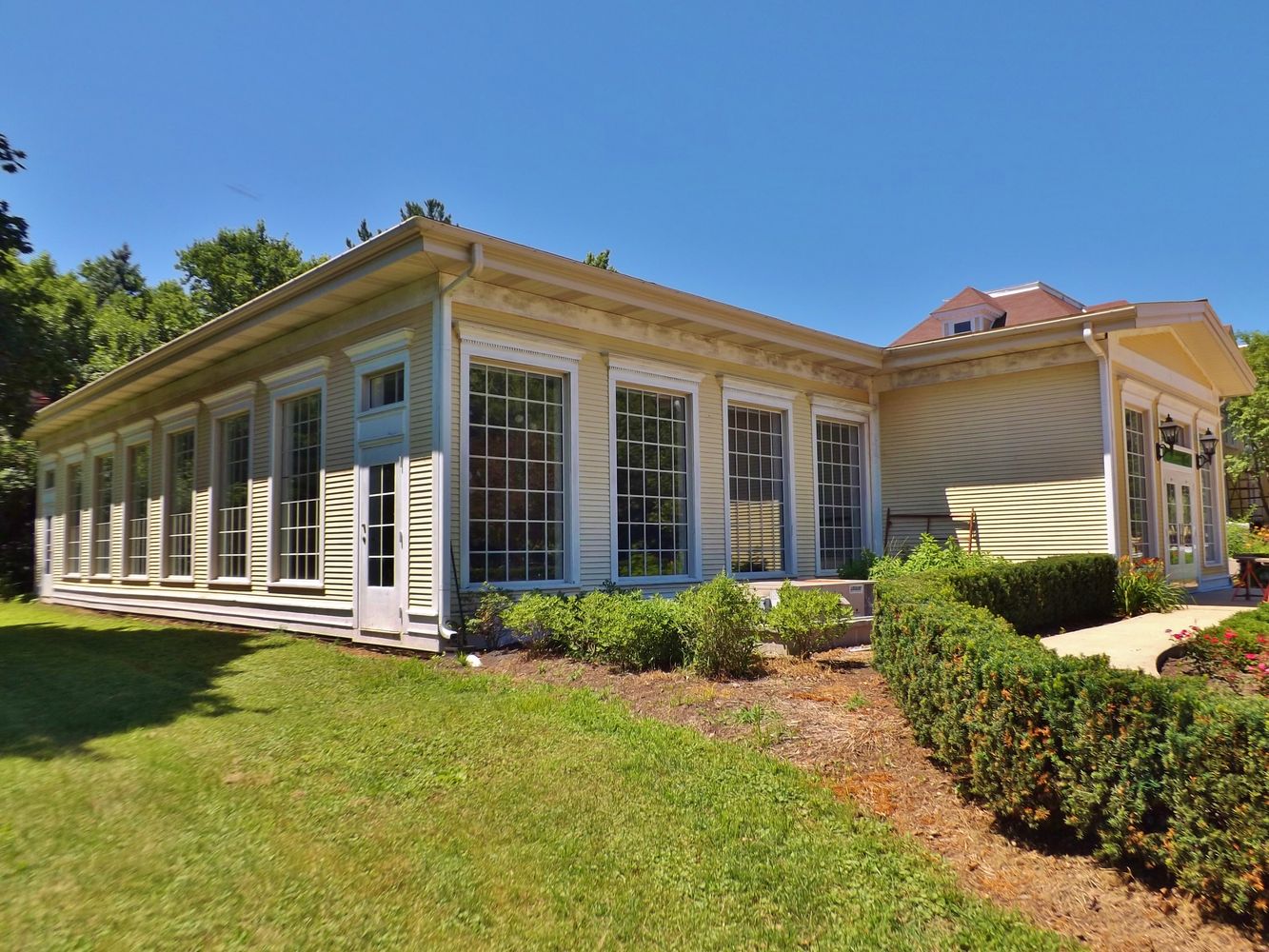 101 W South St, Dwight, IL 60420